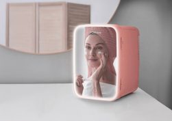 یخچال کوچک آرایشی پورودو فراست‌لایت صورتی فروشگاه چیک تیک